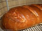 Pane di grano con cipolle, ricotta, aneto