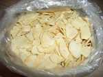 Dried garlic chips