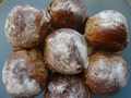 Butter buns with raisins and flaxseed flour