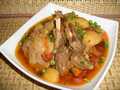 Stew with lamb and duck legs, with sun-dried tomato chips