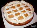 Pastel de nueces con higos y caqui seco