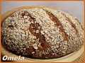 Pane integrale con farina d'avena e albicocche secche