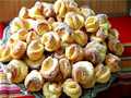 Curd dough patties with sorrel