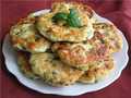 Latkes de calabacín con queso de cabra