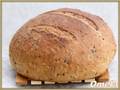 Bread with whole grain flour, flax and caraway seeds