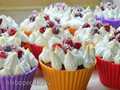 Muffins de grosellas con merengue