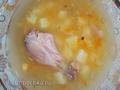 Zuppa di piselli con pollo affumicato per multi-chef Bork U800