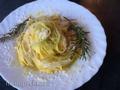 Fettuccine with zucchini, lemon and pecorino cheese (Fettuccine con zucchine al limone e pecorino)