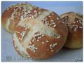 Pretzeli buns