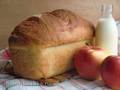 Milk bread with apple