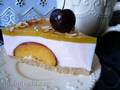 Curd yoghurt cake with nectarines and mango jelly