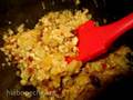 Relleno para pasteles con nueces, limón, pasas y miel.