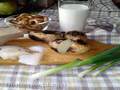 Cena de una madre lactante con un ágil hijo de tres años y un marido que se fue a visitar a sus padres (dedicado a todos los supervivientes de los 90)