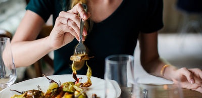 Sommige mensen hebben de regels voor eten niet