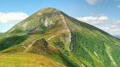 Sa mga landas ni Elbrus at ng mga Carpathian