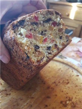 Cupcake with dried fruits