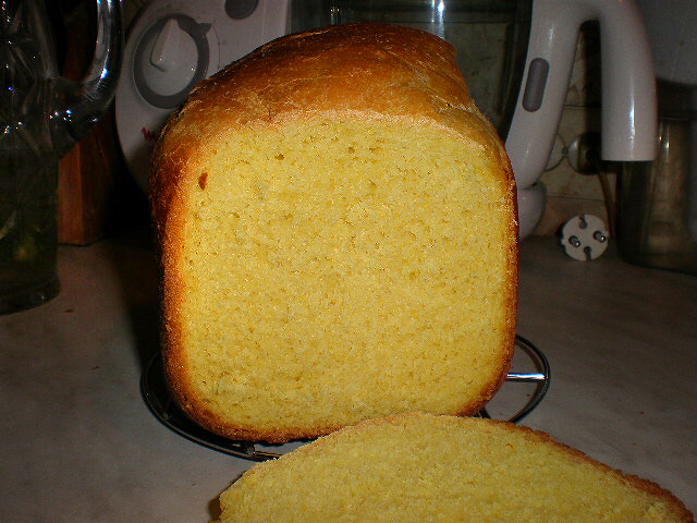 Pane di mais (macchina per il pane)