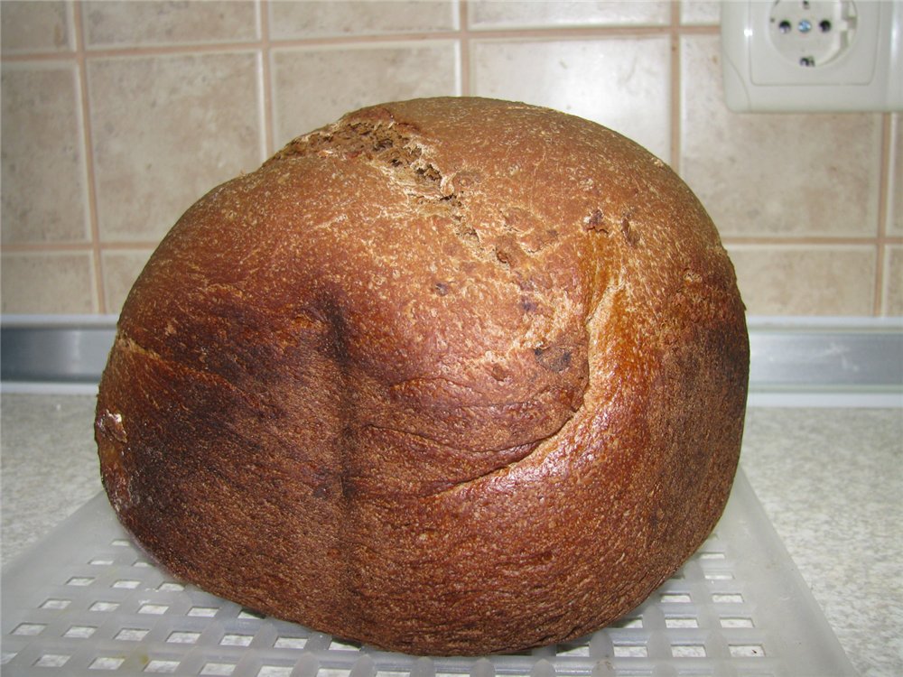 Pane, quasi come l'ucraino (macchina per il pane)