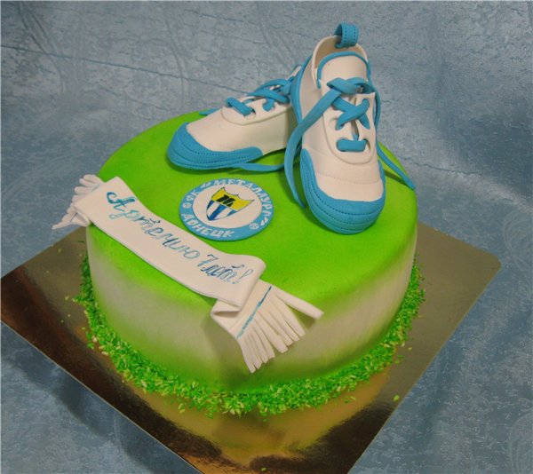 Cakes with shoes