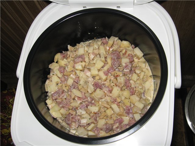 Multicooker márka 37500