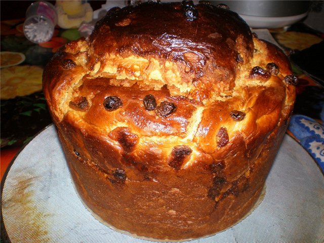 Torta di pasta viennese in una macchina per il pane