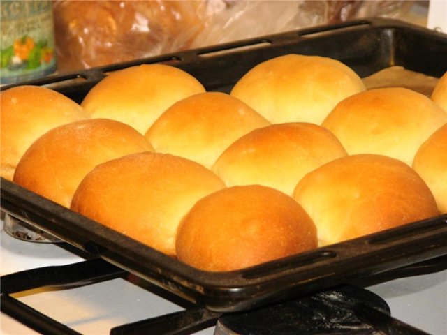 Imperial buns (Kaiserbrotchen)