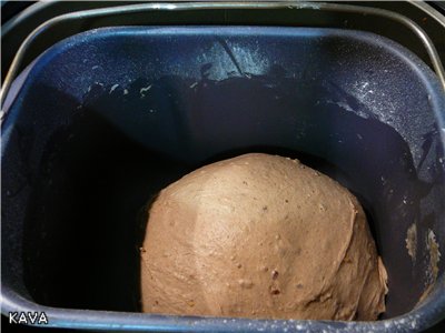 Airy sourdough bread