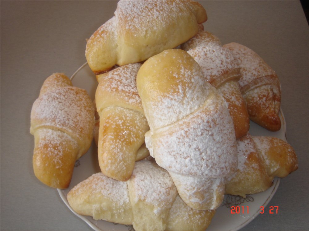 Bagel di lievito con marmellata di plastica