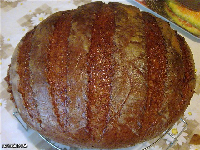 Rye bread with beer and sourdough