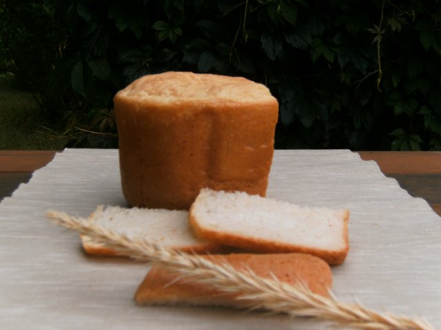 Bork. Pane bianco fatto in casa