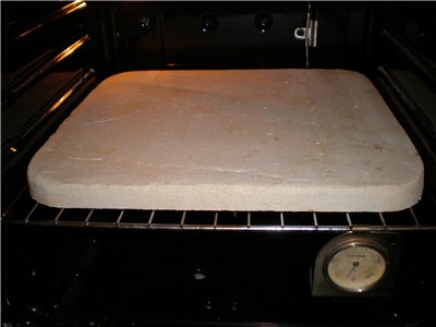 Stone (plate) for baking bread