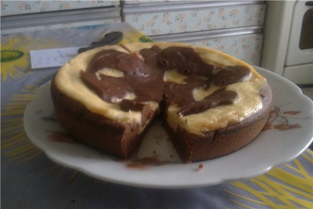 Pastel de mármol con cuajada de chocolate