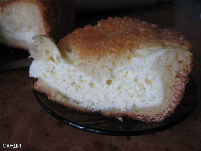 Torta di formaggio in un multicooker Comfort Fy