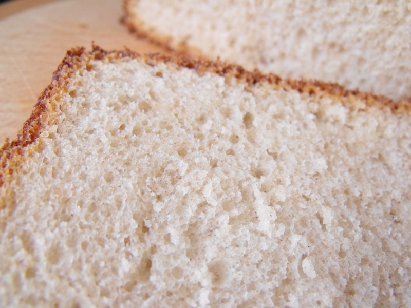 Pane al latte a lievitazione naturale