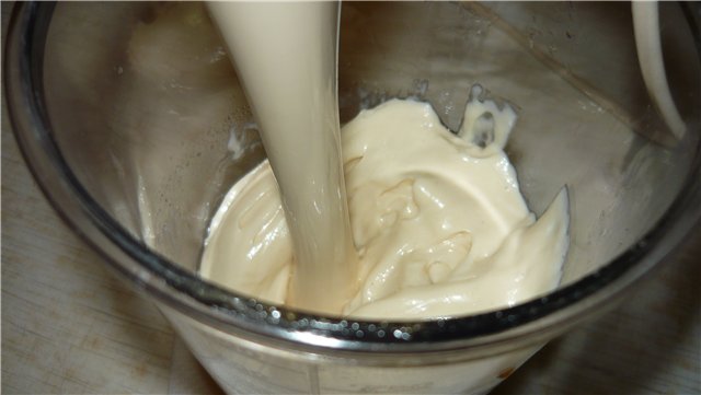 Making mayonnaise