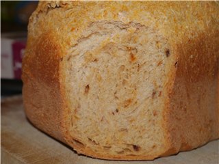 Pane con pomodori e formaggio (macchina per il pane)