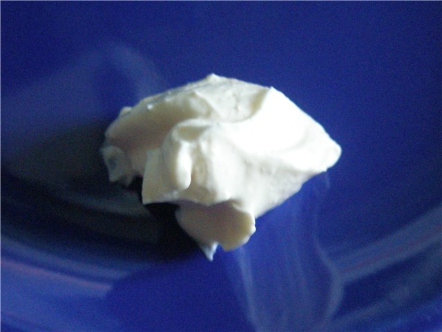 How to make sour cream in a yogurt maker?