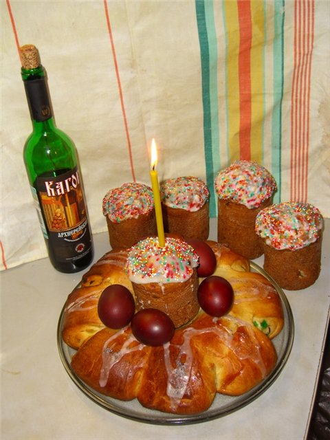 Flor de Pasqua amb nius de xocolata