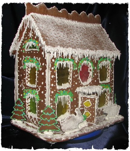 Gingerbread house (how to assemble and decorate)