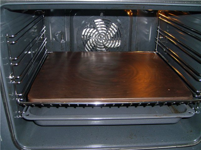 Stone (plate) for baking bread