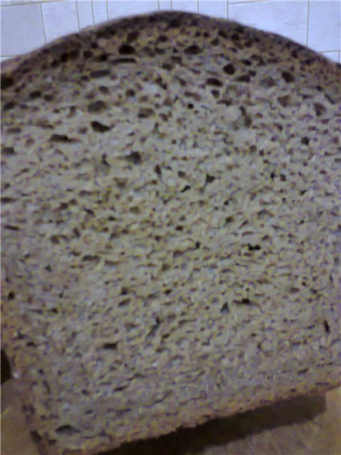 Rye-wheat (60/40) honey-malt bread (oven)