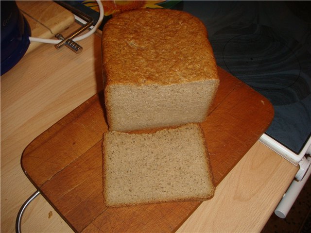 Pane di segale Senza niente (forno, macchina per il pane, pentola a cottura lenta)