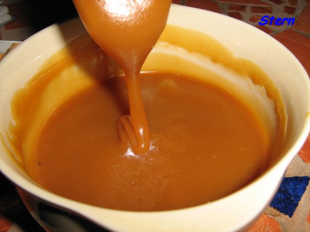 Crema al caramello fondente