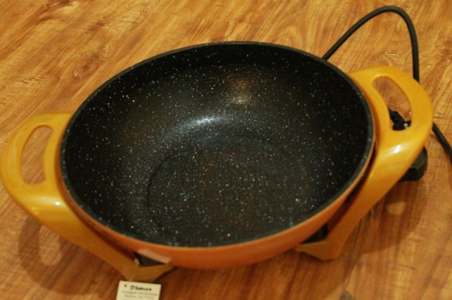 Electric frying pan