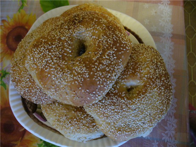 Bagel with sesame seeds