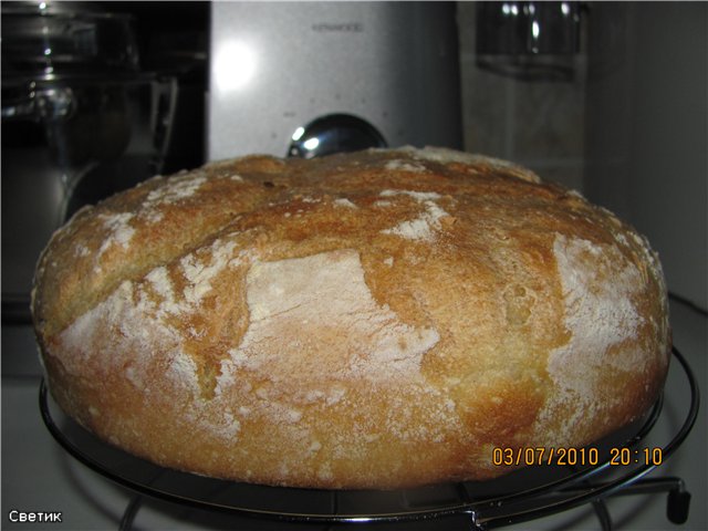 Pane di grano su pasta matura (autolievitazione)