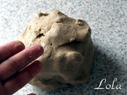 Pan de centeno con masa madre de lúpulo en una panificadora