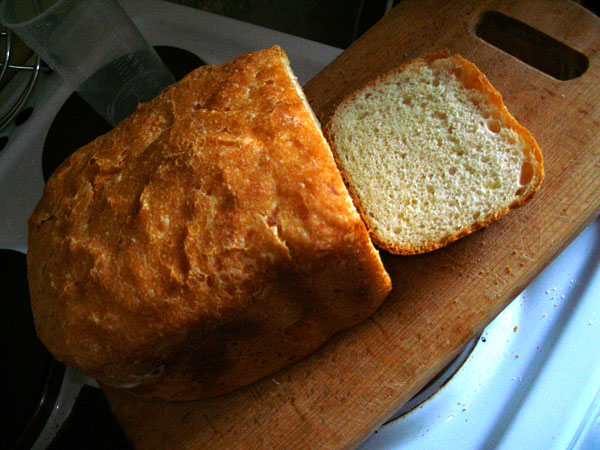 Hvet rugbrød med ost (brødmaker)