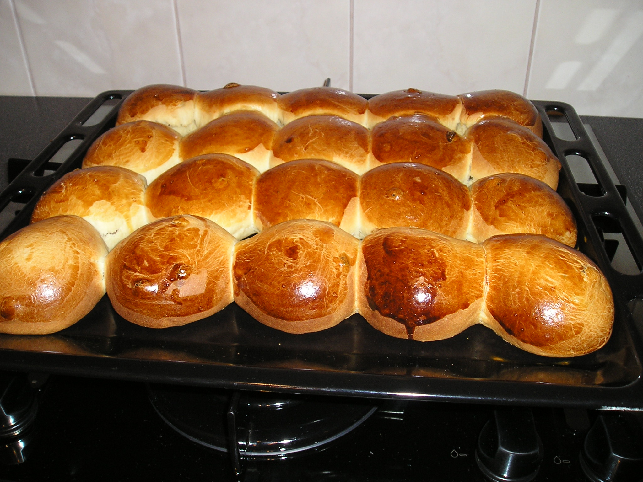 Chifle bogate în calorii (rețetă GOST într-o mașină de pâine)