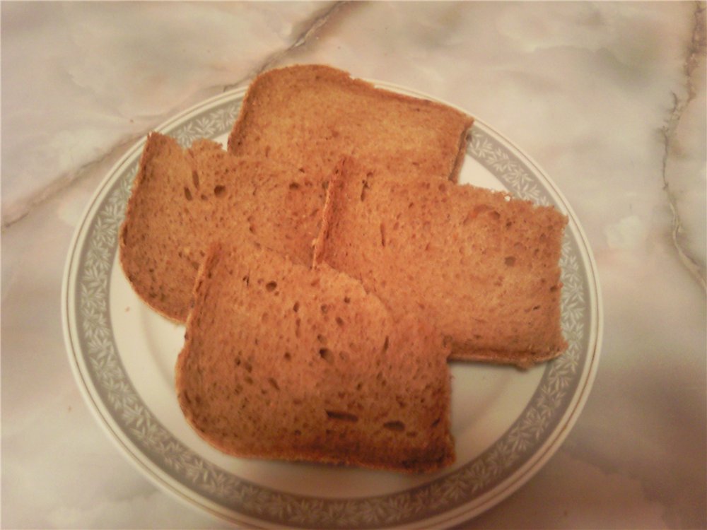 Pane di segale Senza niente (forno, macchina per il pane, pentola a cottura lenta)